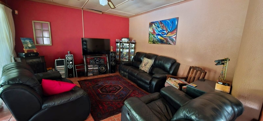 3 Bedroom Property for Sale in Vaalpark Free State